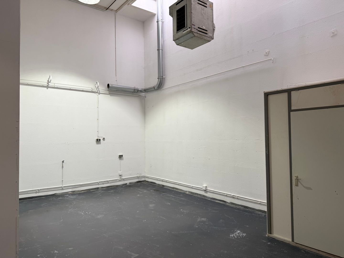 View photo 2 of Grote Hout- of Koningsweg 267