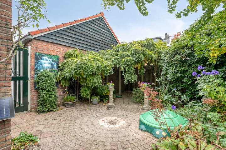 Foto 32 van Admiraal de Ruyterlaan 3