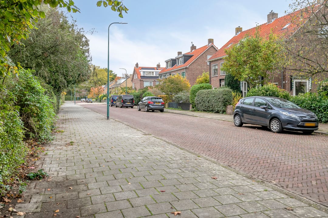 Foto 38 van Admiraal de Ruyterlaan 3