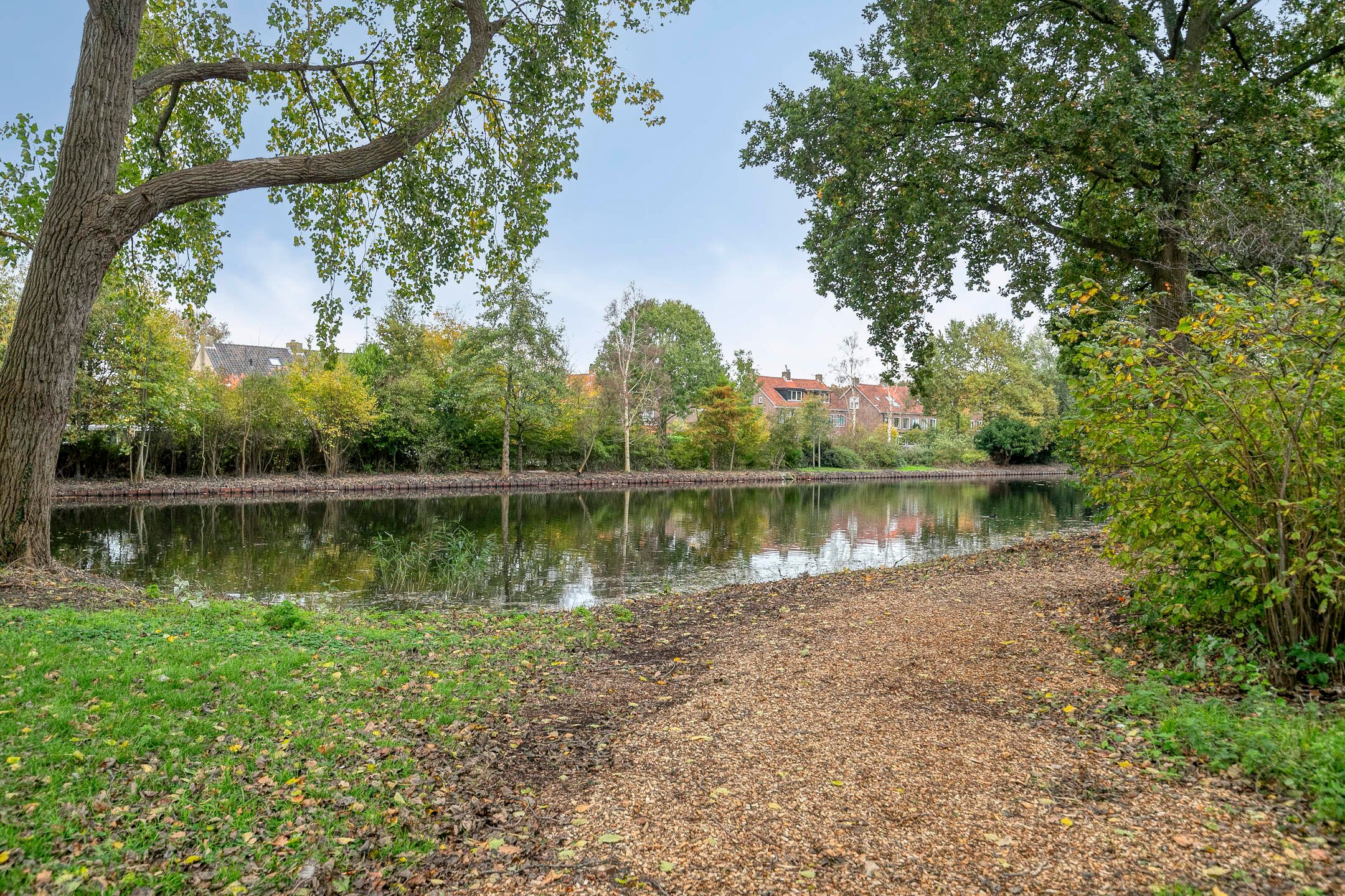 Foto 39 van Admiraal de Ruyterlaan 3