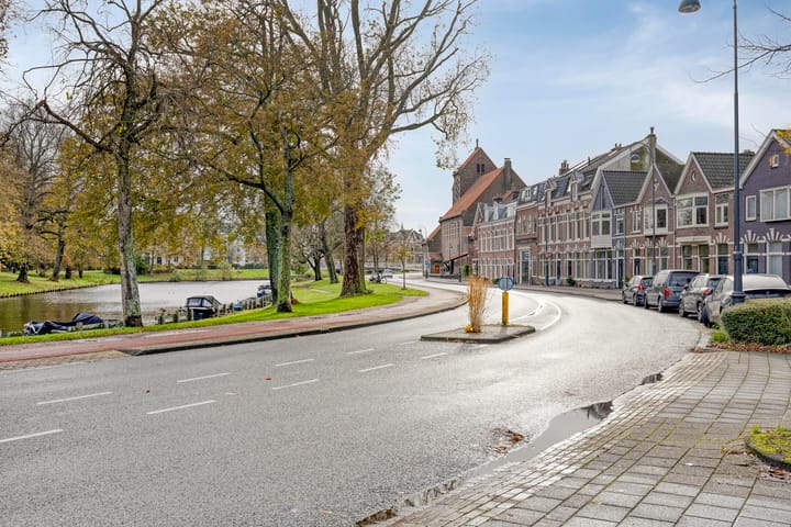 Photo 36 of Duvenvoordestraat 68-A