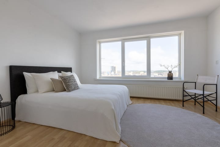 Photo 4 of Karel Doormanstraat 10-F7