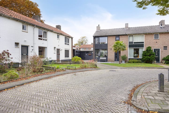 Foto 5 van Velveweg 128