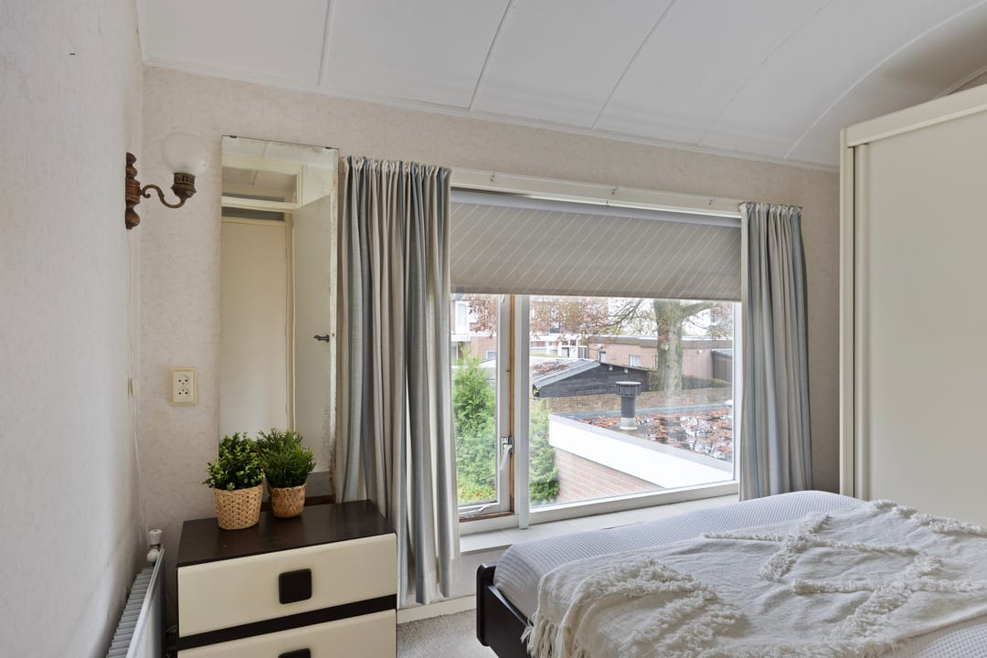 Foto 2 van Velveweg 128