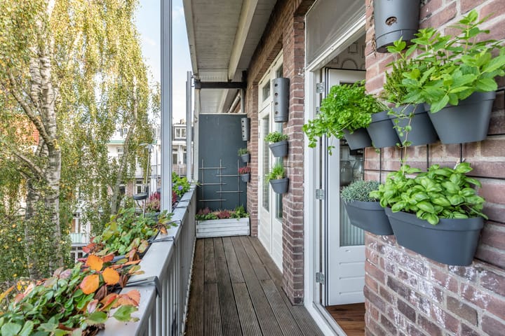 Photo 16 of Aalsmeerweg 62-3