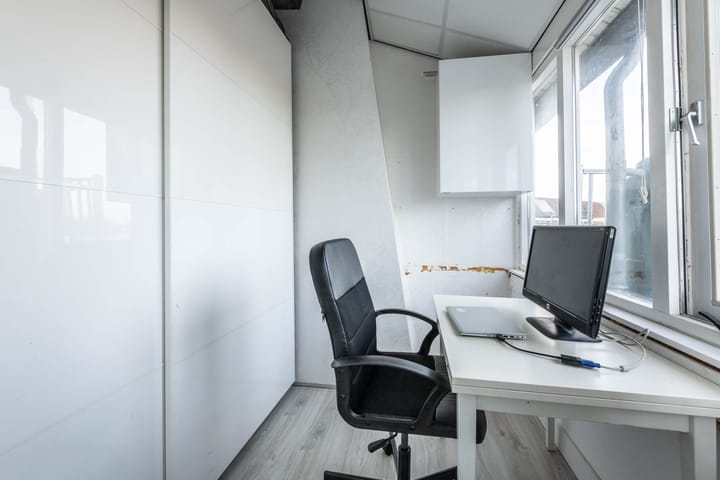 Photo 30 of Aalsmeerweg 62-3