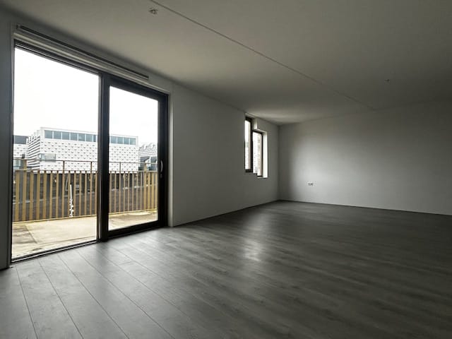 Foto 7 van Eemplein 86