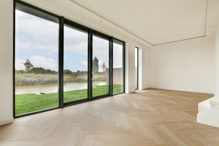 Photo 4 of Rosellestraat 61