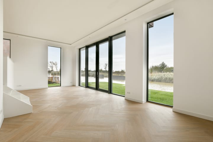 Photo 5 of Rosellestraat 61