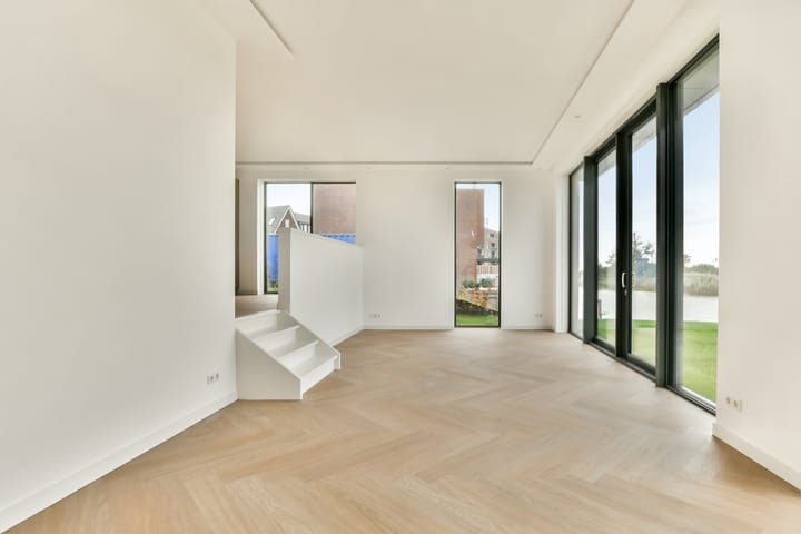 Photo 6 of Rosellestraat 61