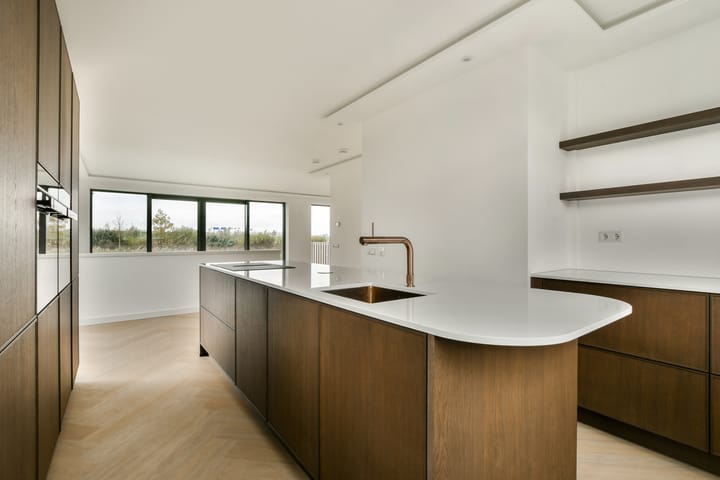 Photo 8 of Rosellestraat 61