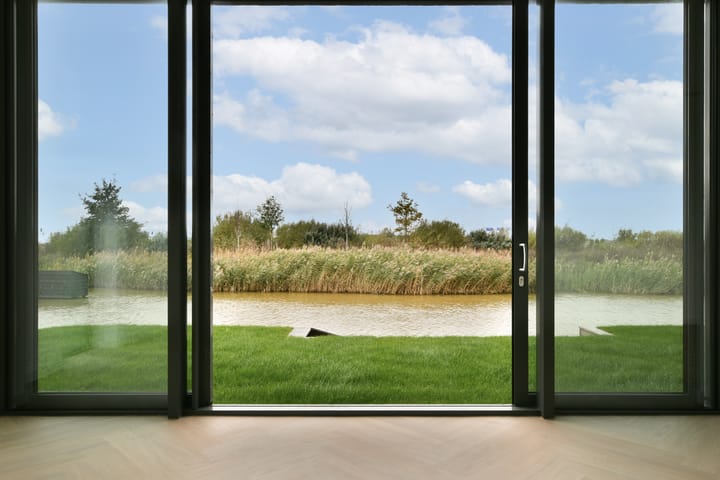 Photo 10 of Rosellestraat 61