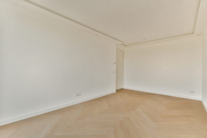 Photo 16 of Rosellestraat 61