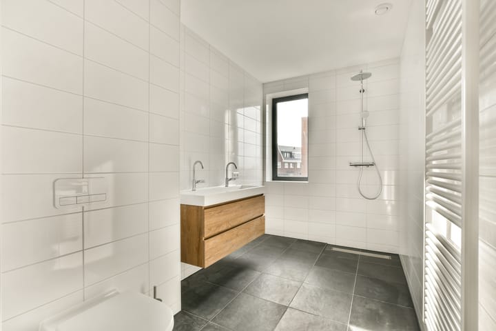 Photo 17 of Rosellestraat 61