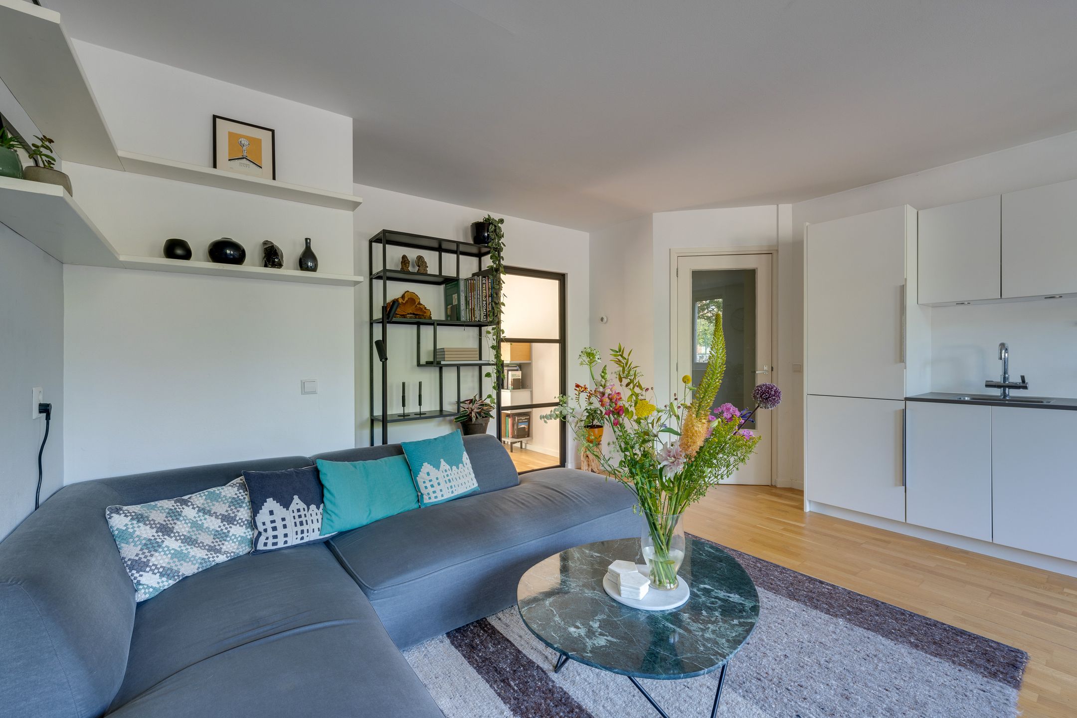 Foto 6 van Henriëtte Ronnerplein 9-H