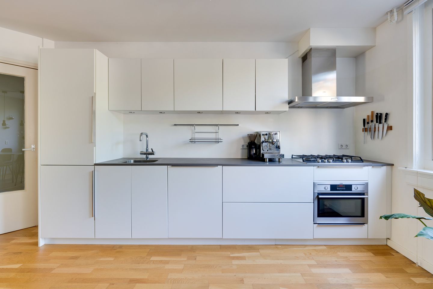 Foto 14 van Henriëtte Ronnerplein 9-H