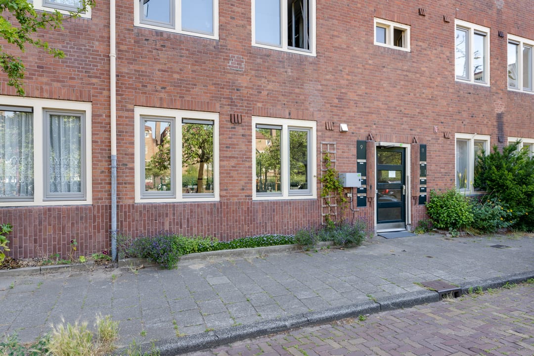 Foto 38 van Henriëtte Ronnerplein 9-H