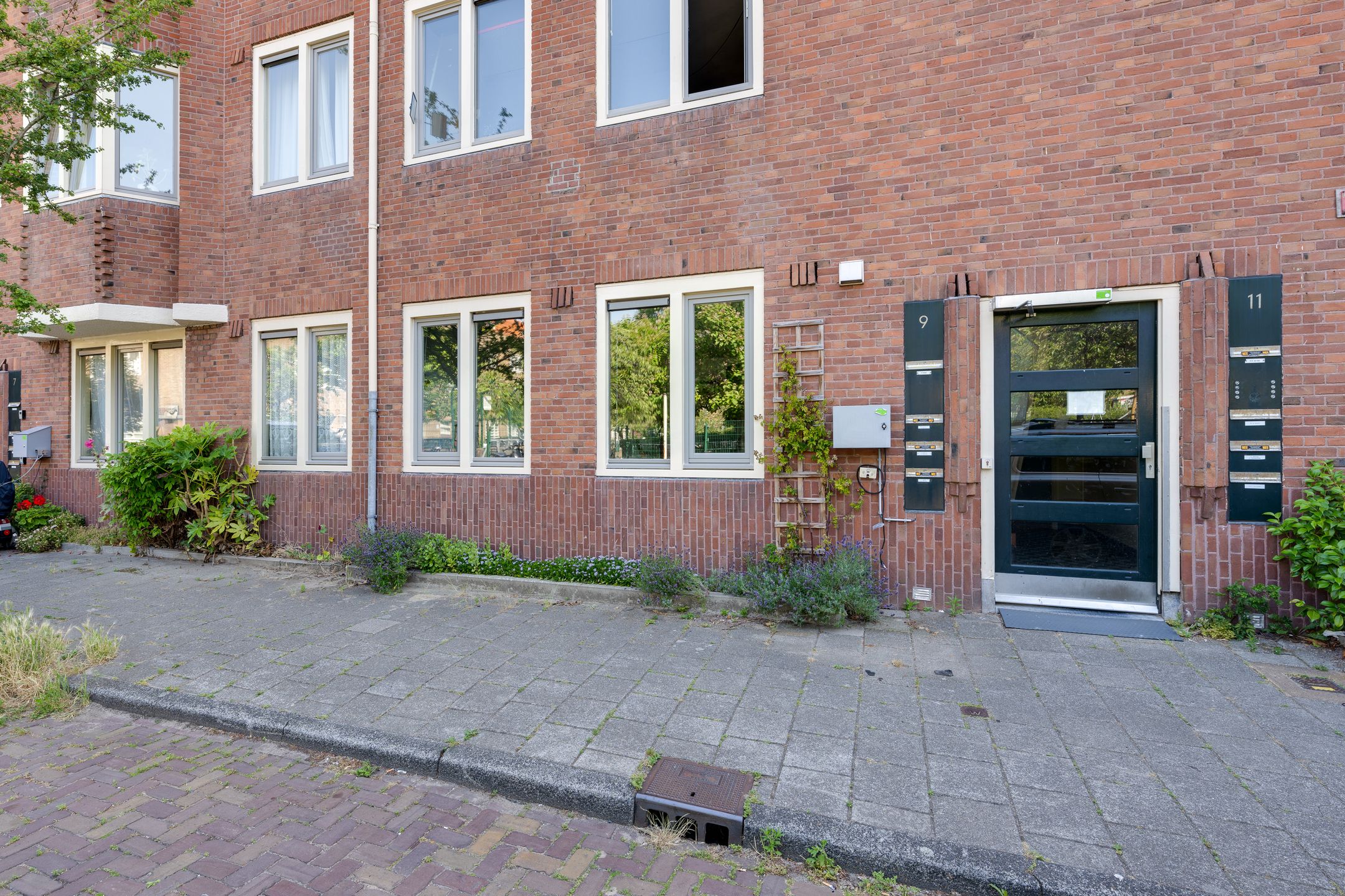 Foto 39 van Henriëtte Ronnerplein 9-H