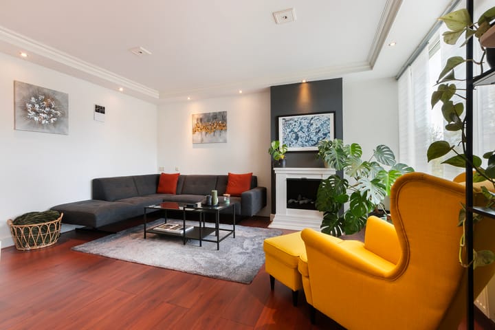 Foto 2 van Van Karnebeekstraat 127