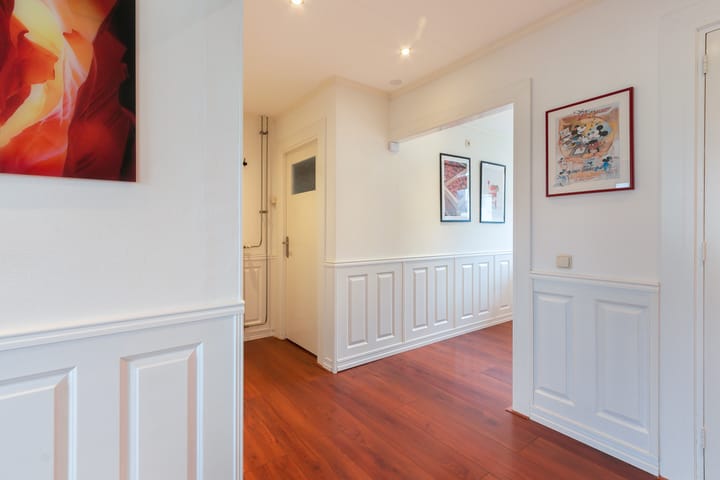 Foto 8 van Van Karnebeekstraat 127