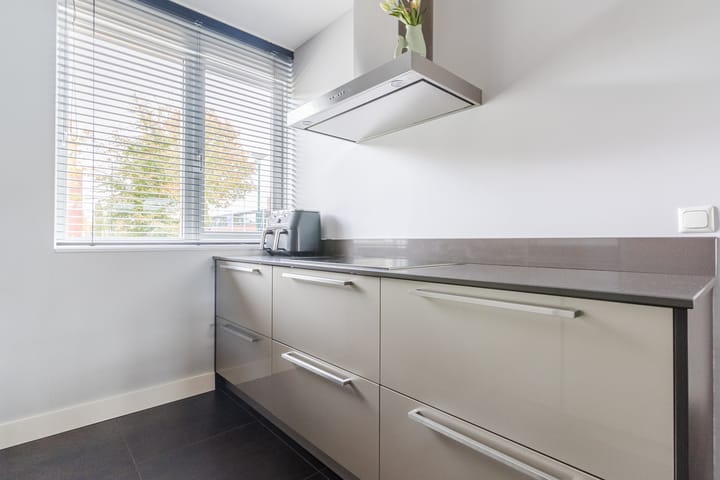 Foto 24 van Den Uylstraat 33