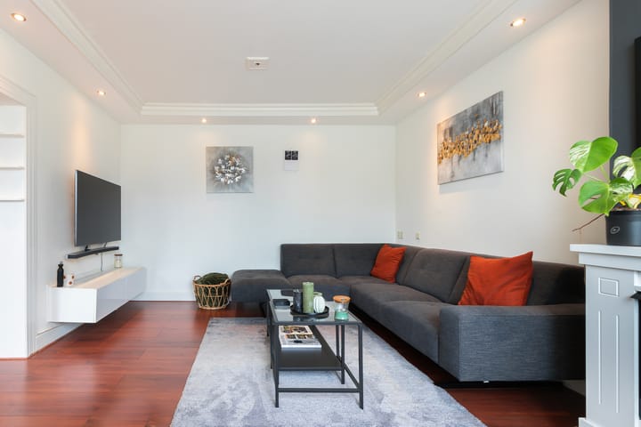 Foto 19 van Van Karnebeekstraat 127