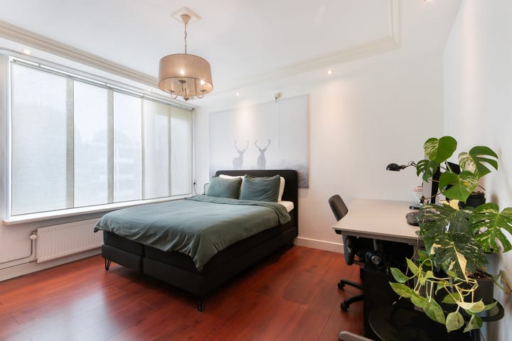 Foto 21 van Van Karnebeekstraat 127