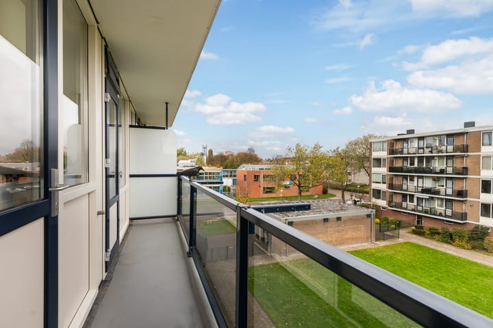 Foto 26 van Van Karnebeekstraat 127