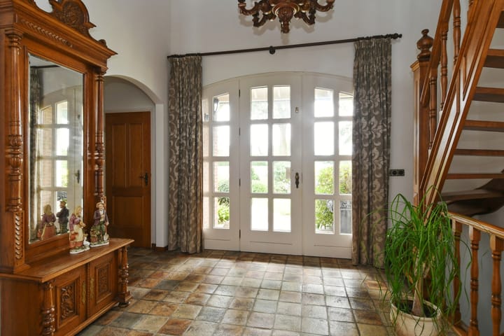 Foto 11 van Hoevenstraat 2