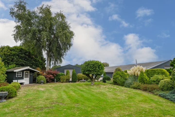 Foto 27 van Hoevenstraat 2