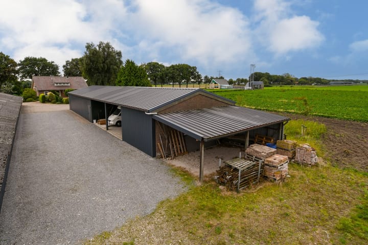 Foto 38 van Hoevenstraat 2