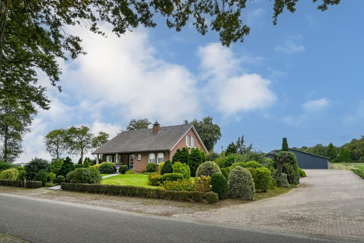 Foto 45 van Hoevenstraat 2