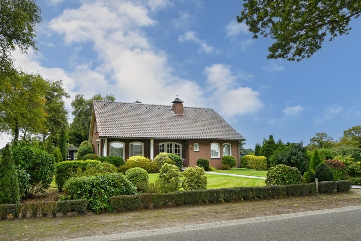 Foto 46 van Hoevenstraat 2