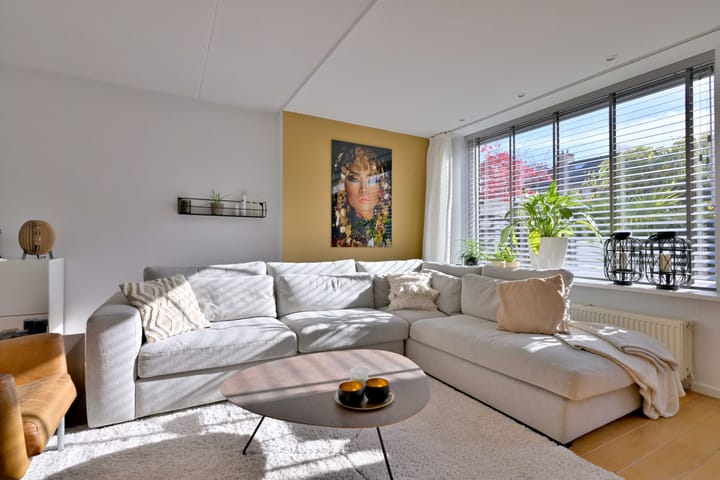 Foto 3 van Lauweriksplein 10