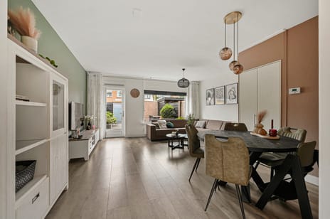 Heliotroop 76 secondary image