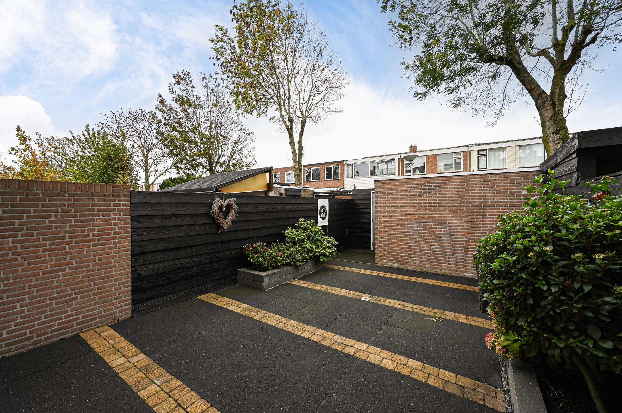 Photo 6 of Heliotroop 76