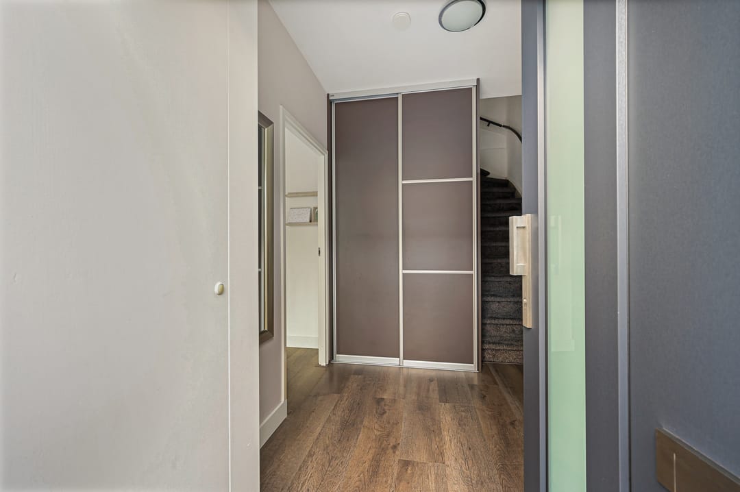 Photo 7 of Heliotroop 76