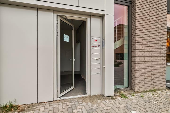 Photo 8 of Trimurtistraat 36