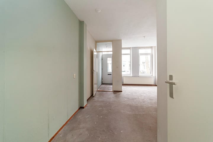 Foto 3 van Van Hasseltstraat 108