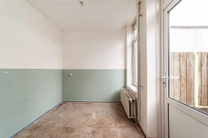 Foto 11 van Van Hasseltstraat 108