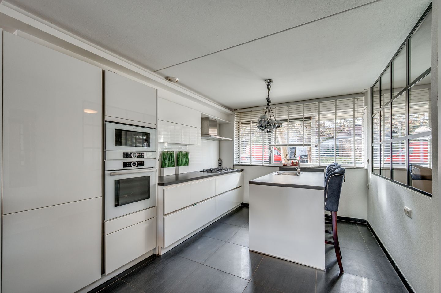 Foto 14 van Vrouw Traasstraat 17