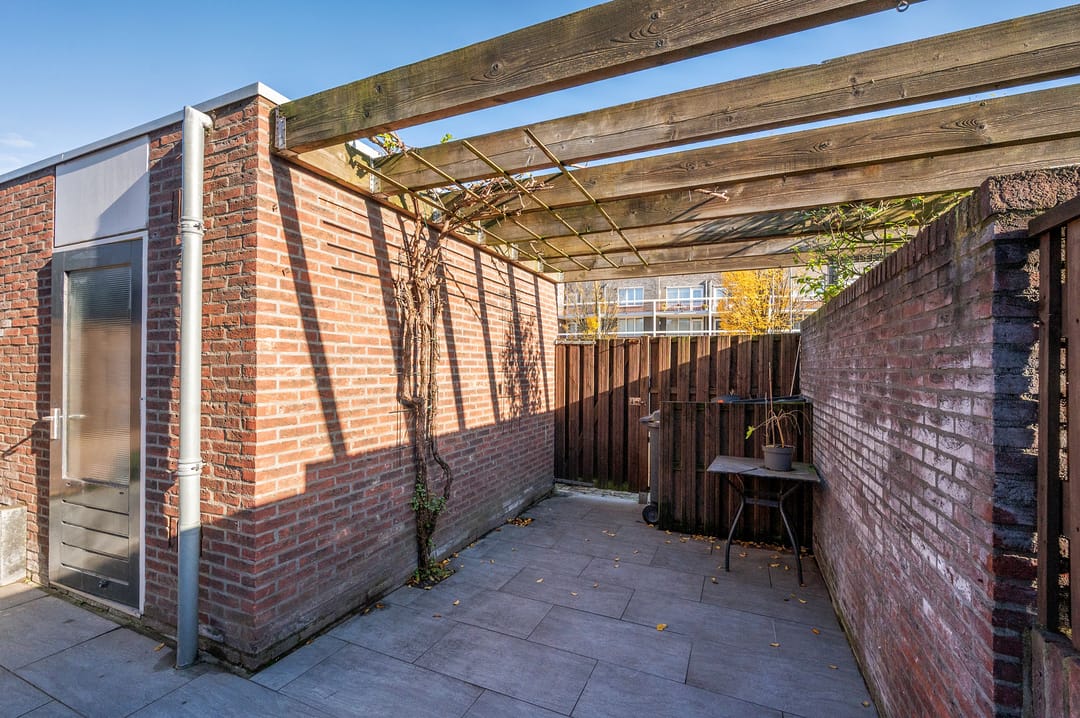 Foto 38 van Vrouw Traasstraat 17