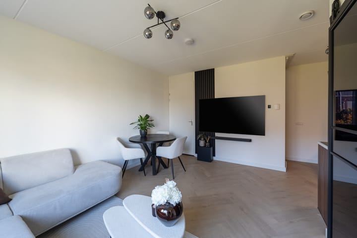 Photo 12 of Karthuizerlaan 1-27