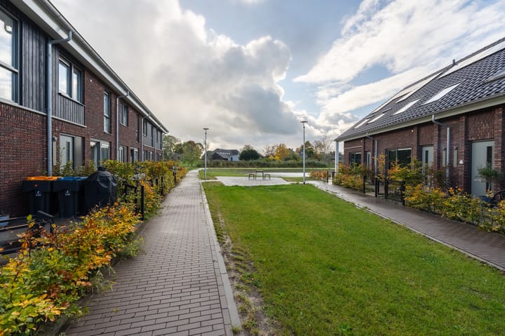 Photo 35 of Karthuizerlaan 1-27