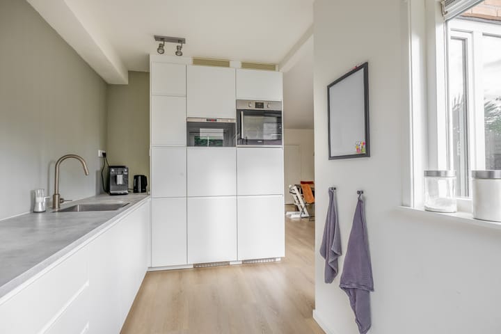 Photo 4 of Pinksterbloemstraat 9