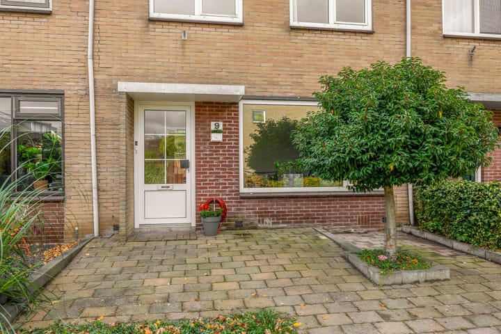 Photo 8 of Pinksterbloemstraat 9