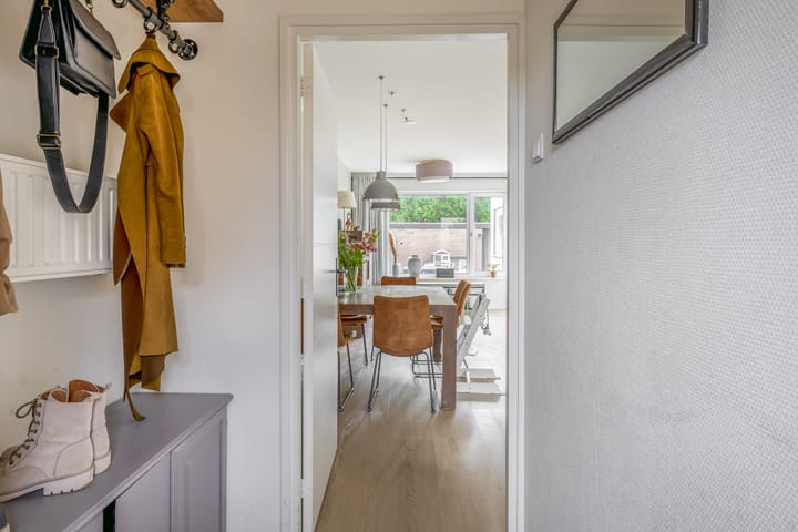 Photo 10 of Pinksterbloemstraat 9