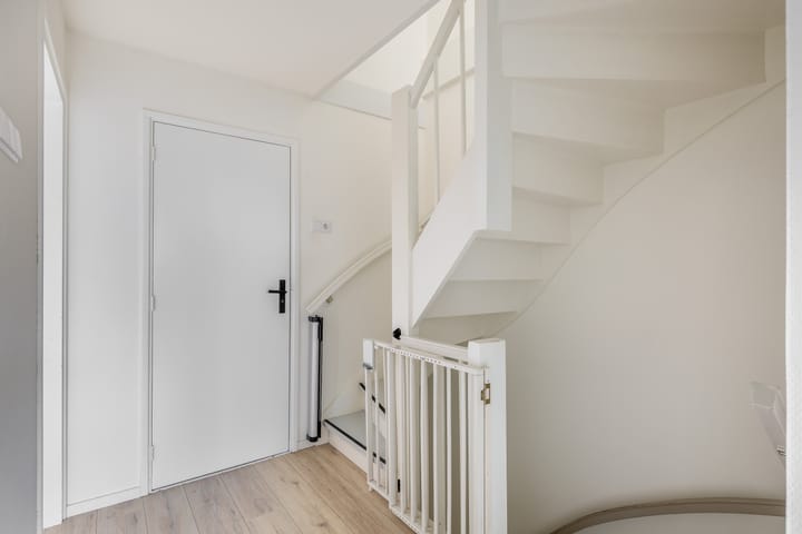 Photo 20 of Pinksterbloemstraat 9