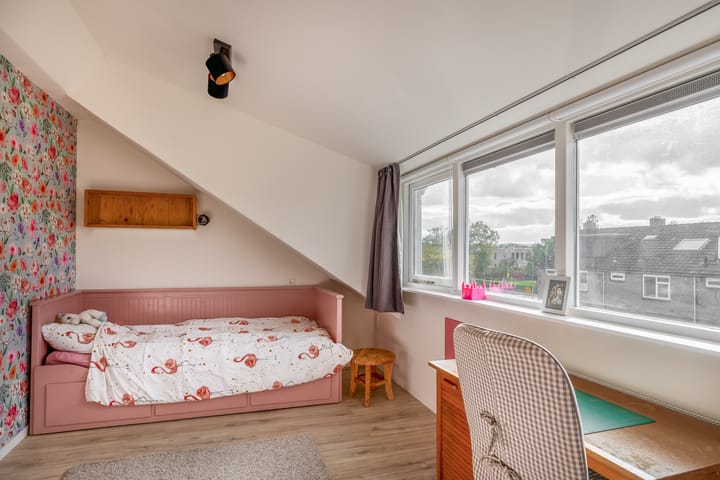 Photo 33 of Pinksterbloemstraat 9