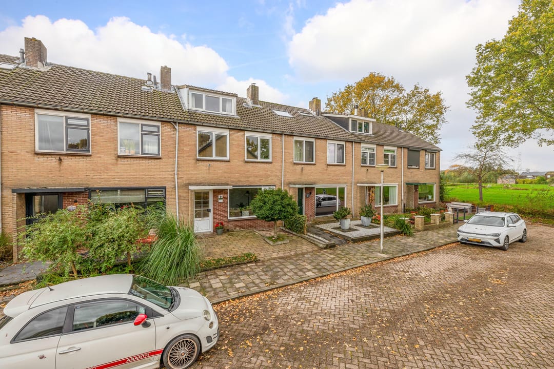 Foto 38 van Pinksterbloemstraat 9